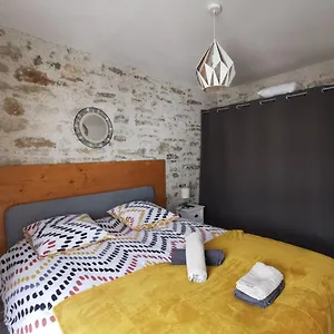 Centre Charmant 3 Pieces 2ch Avec Parking , Vannes France